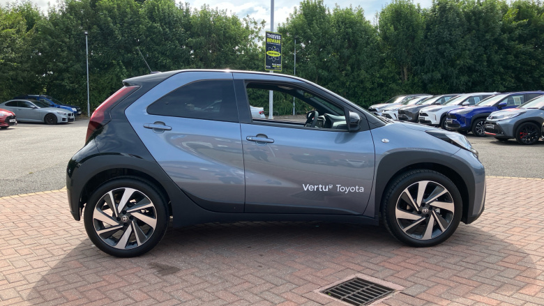 Toyota Aygo X 1.0 VVT-i Edge 5dr Petrol Hatchback